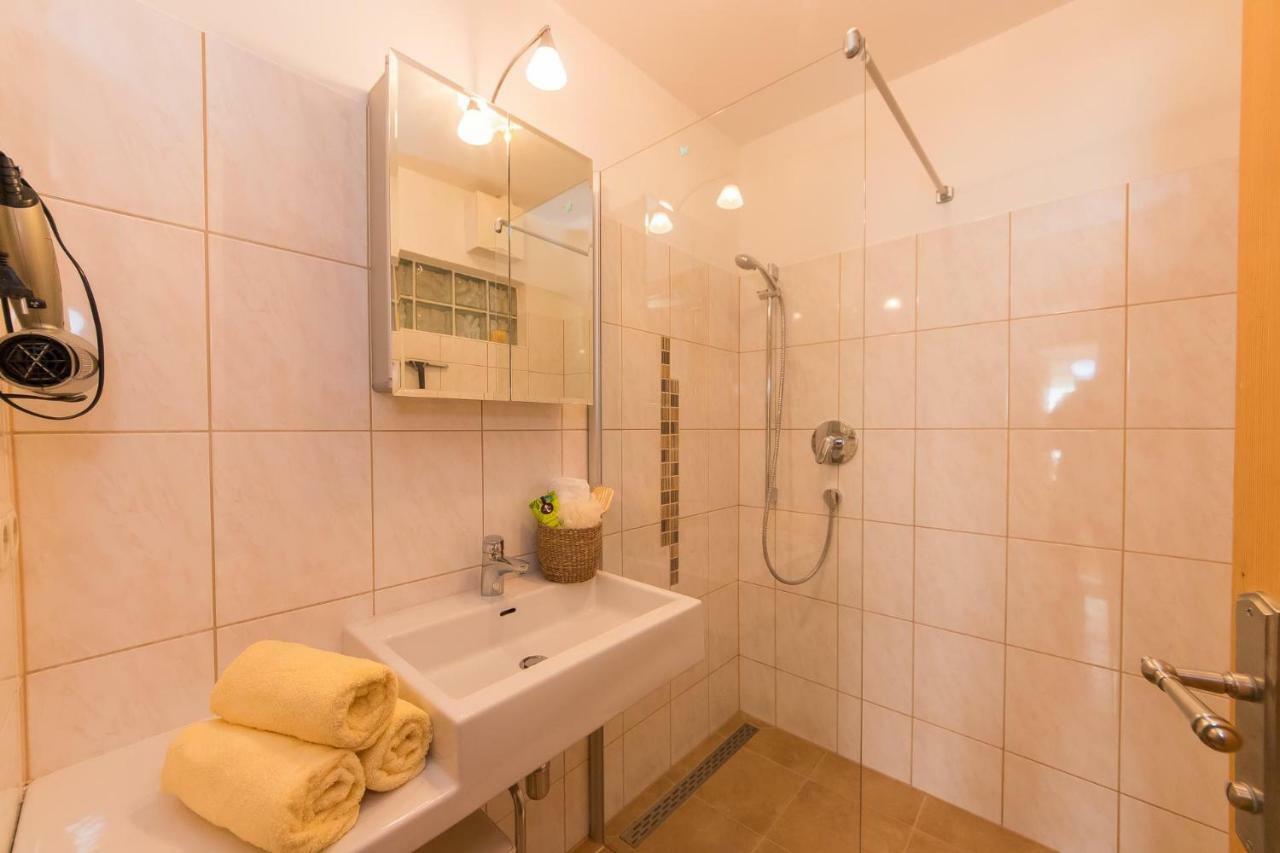 Oberdeutinghof Apartman Saalfelden am Steinernen Meer Kültér fotó